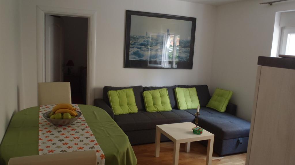 Apartman Zara Apartment Phòng bức ảnh